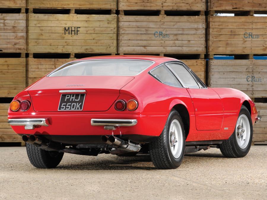  Ferrari 365 GTB/4 Daytona 1971 года  (UK) (фото 4 из 14)